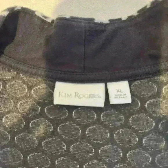 Kim Rogers Black & White Abstract Design Cardigan  (Size XL) - Picture 4 of 8